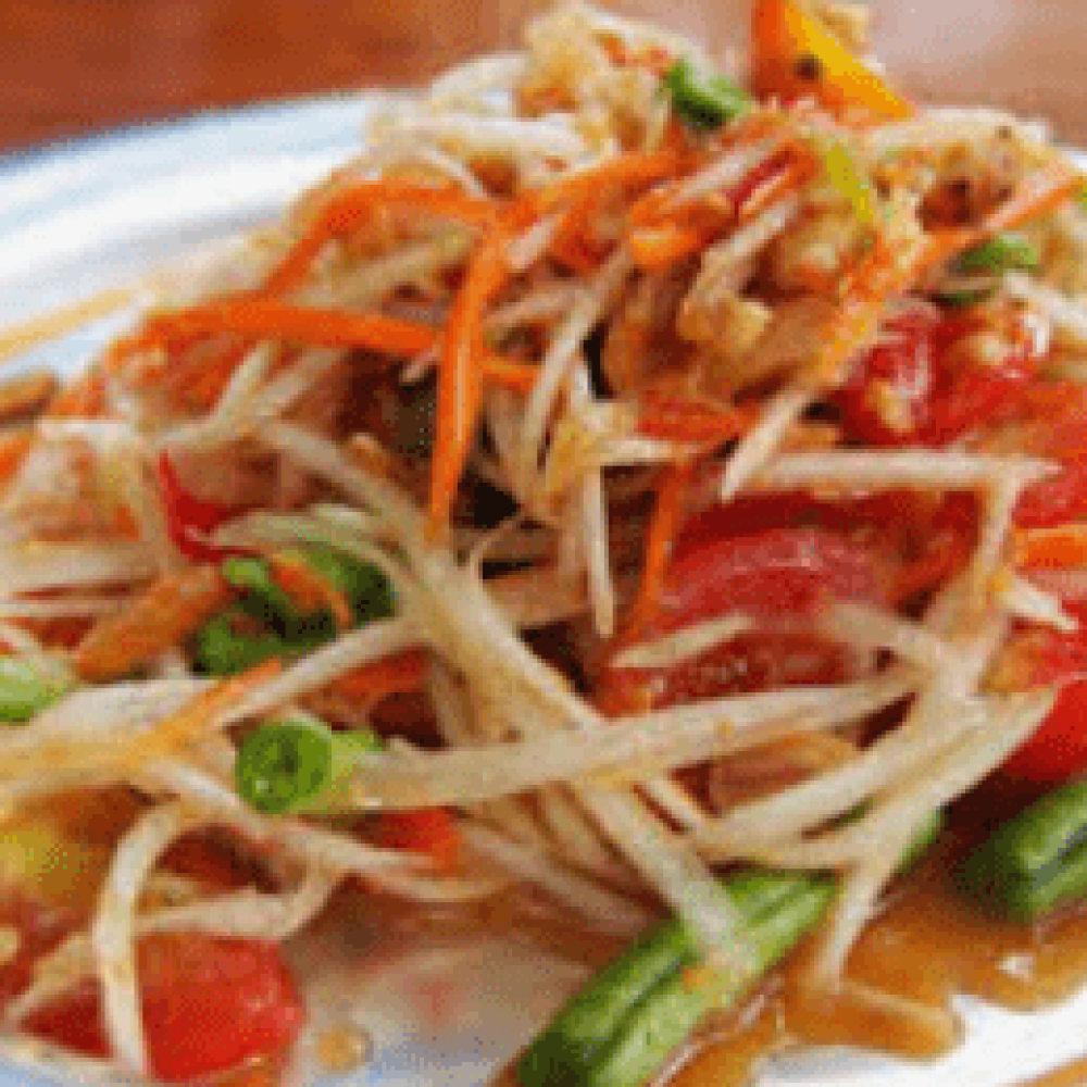 Papaya Pok-Pok Salad 🌶🌶 - $10.00 (Add Shrimp - $3.00)
